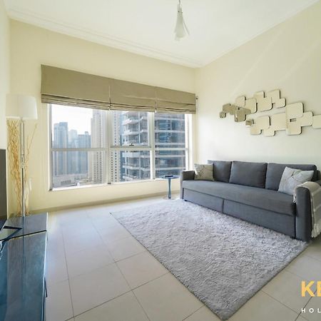 Contemporary One Bedroom With Full Marina View Dubai Exterior foto